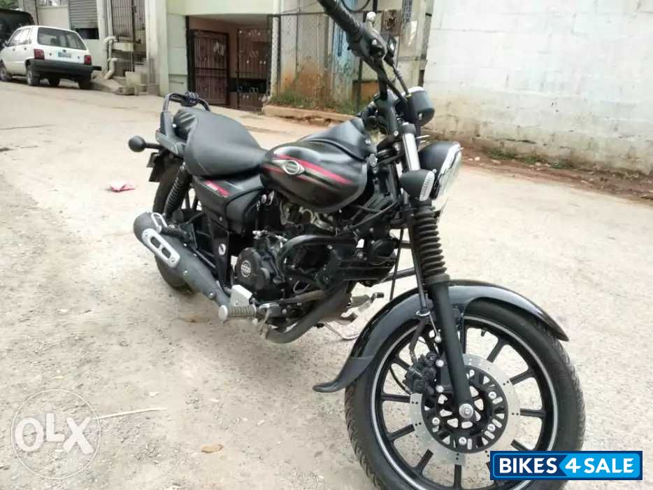 Bajaj Avenger Street 220