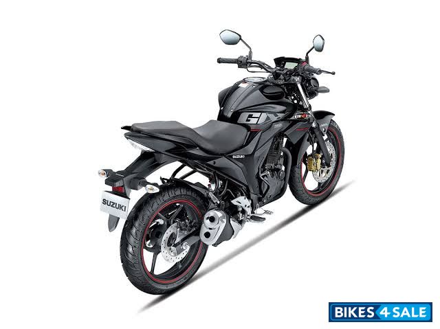 Suzuki Gixxer SF