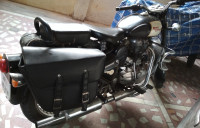 Black Royal Enfield Classic 350