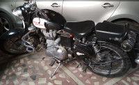 Black Royal Enfield Classic 350