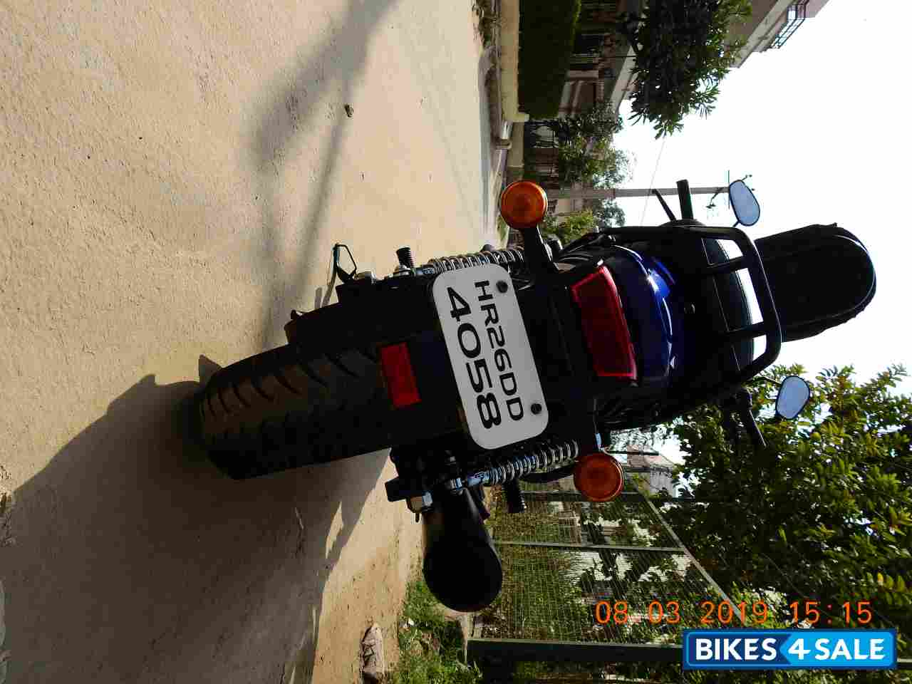 Superior Blue Harley Davidson Street 750