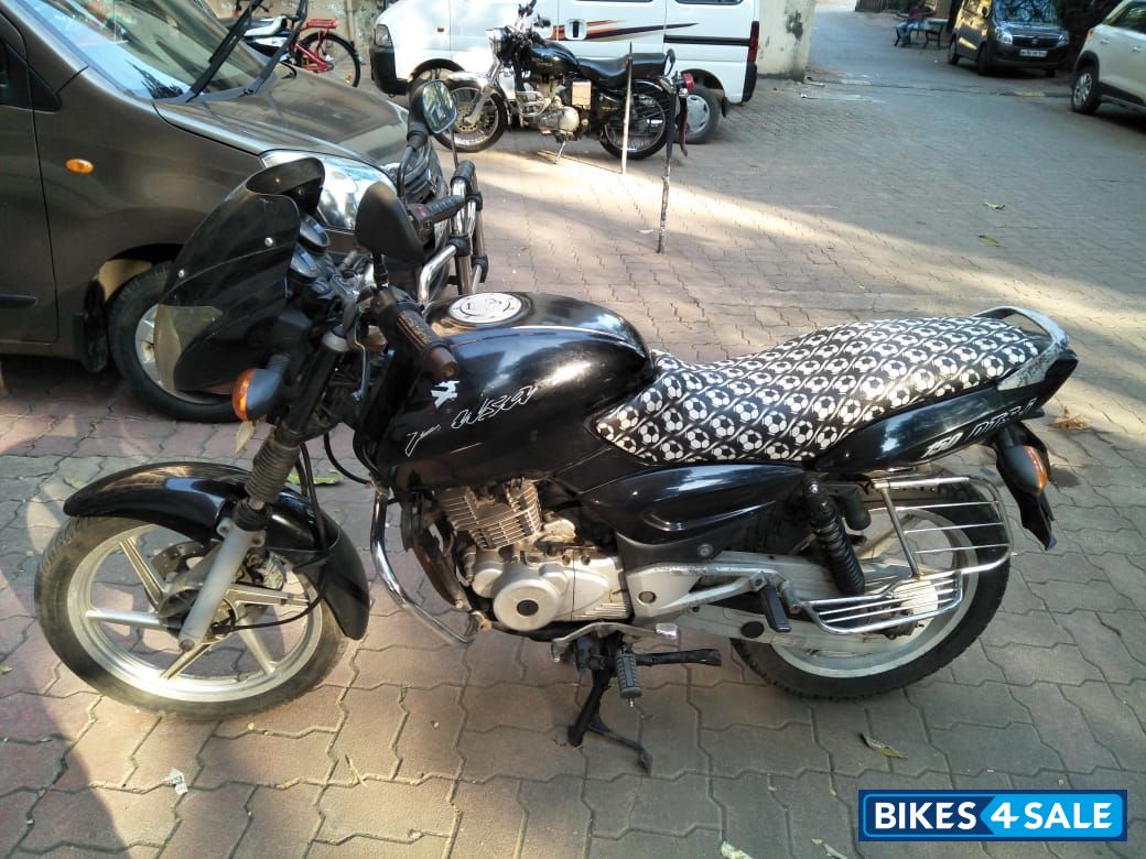 Black Bajaj Pulsar 150 DTSi