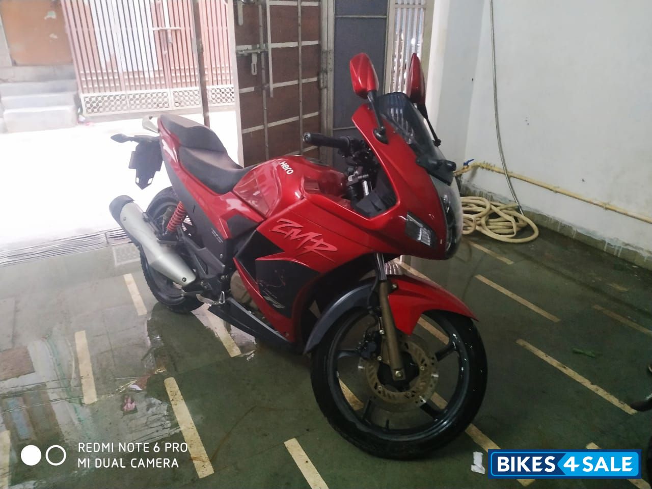 Red Hero Karizma ZMR Red Hero Karizma ZMR