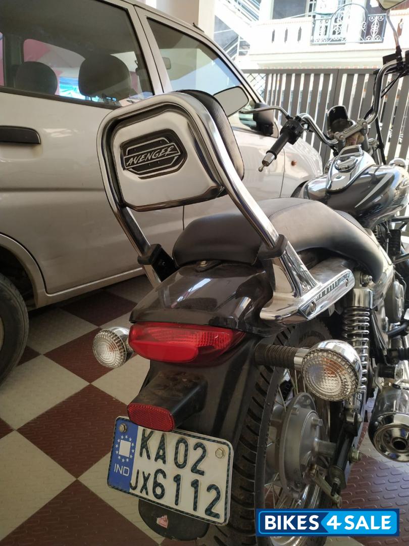 Alburn Brown Bajaj Avenger Cruise 220