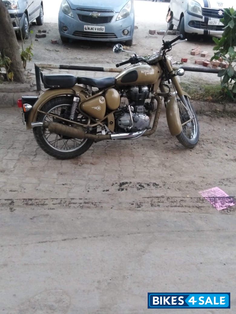 Royal Enfield Classic Desert Storm