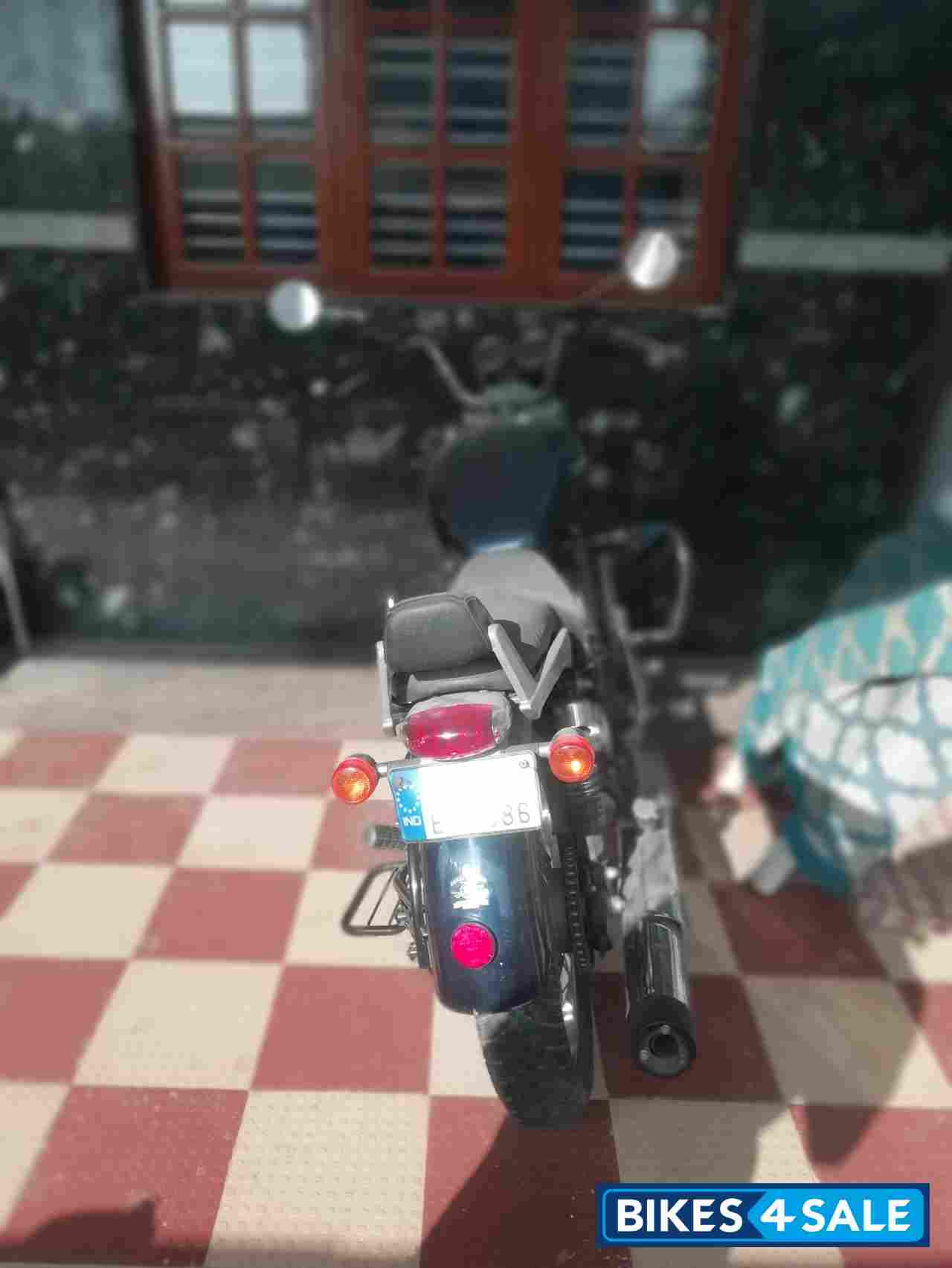 Marine Blue Royal Enfield Thunderbird 350