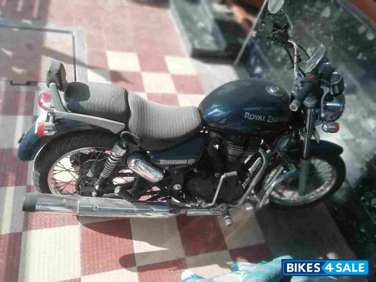 Marine Blue Royal Enfield Thunderbird 350