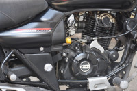 Black Bajaj Avenger Street 220