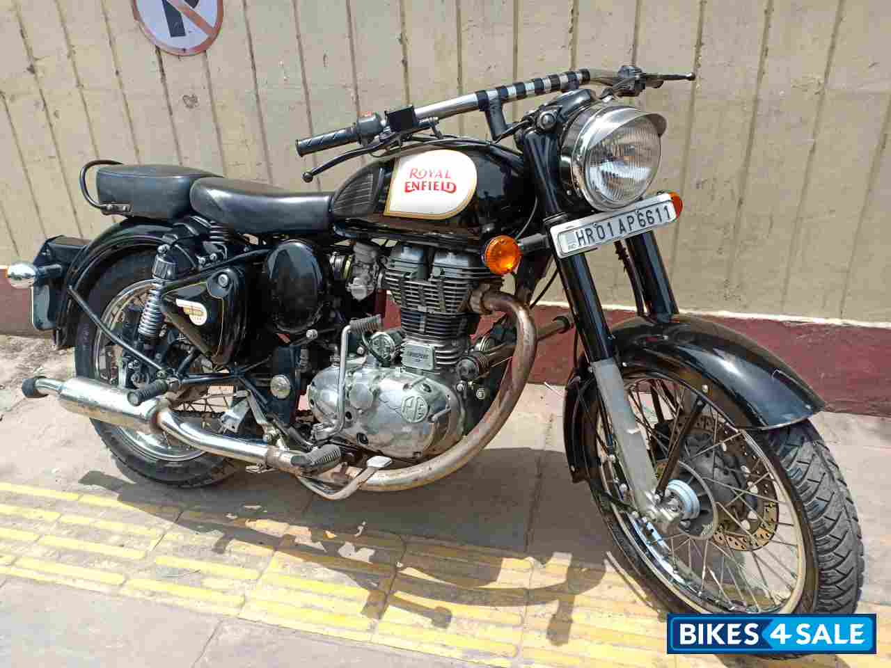 Used 2016 model Royal Enfield Classic 350 for sale in New Delhi. ID ...