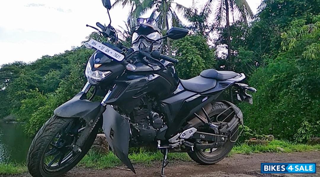 Yamaha FZ25