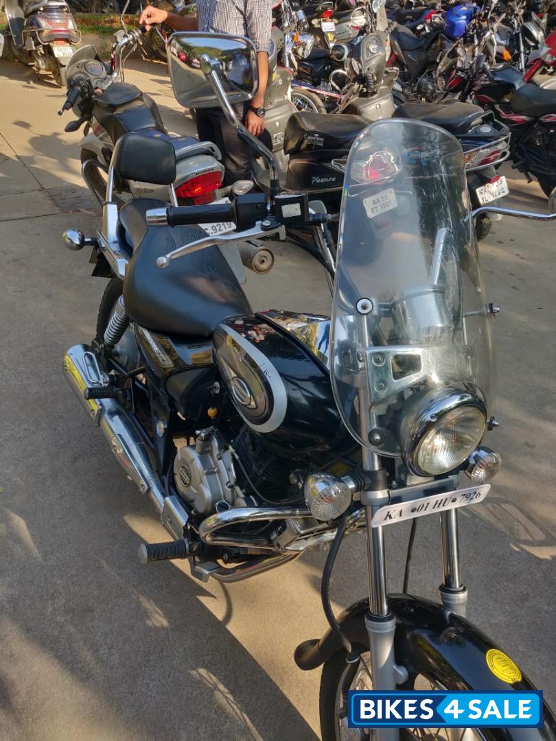 Bajaj Avenger 220 DTS-i