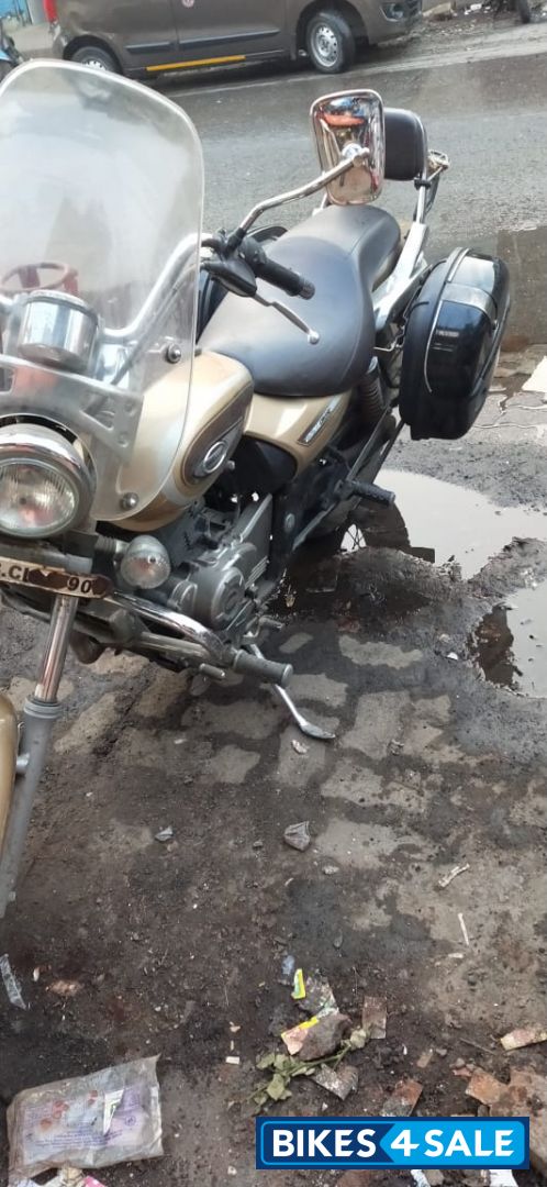 Bajaj Avenger Cruise 220