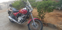 Red Bajaj Avenger 220 DTS-i