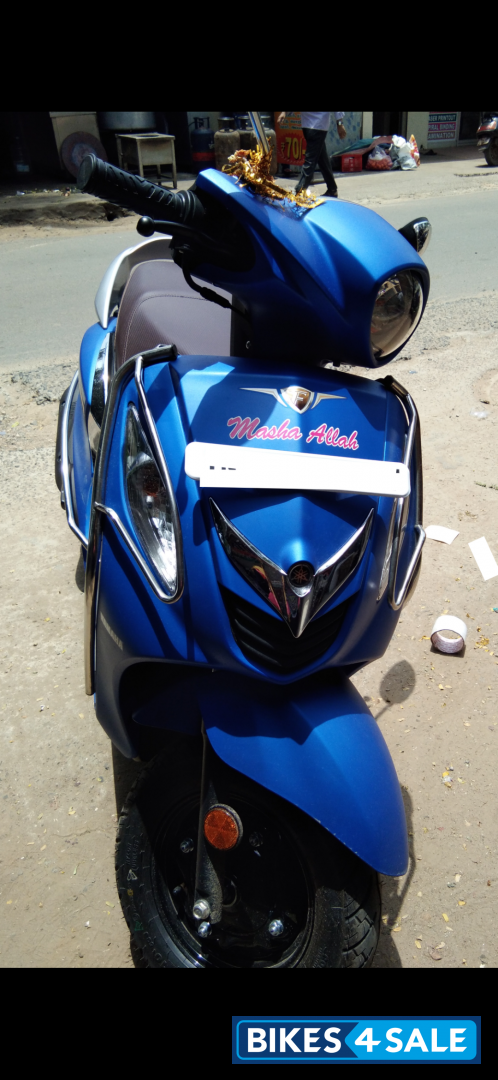 Blue Yamaha Fascino