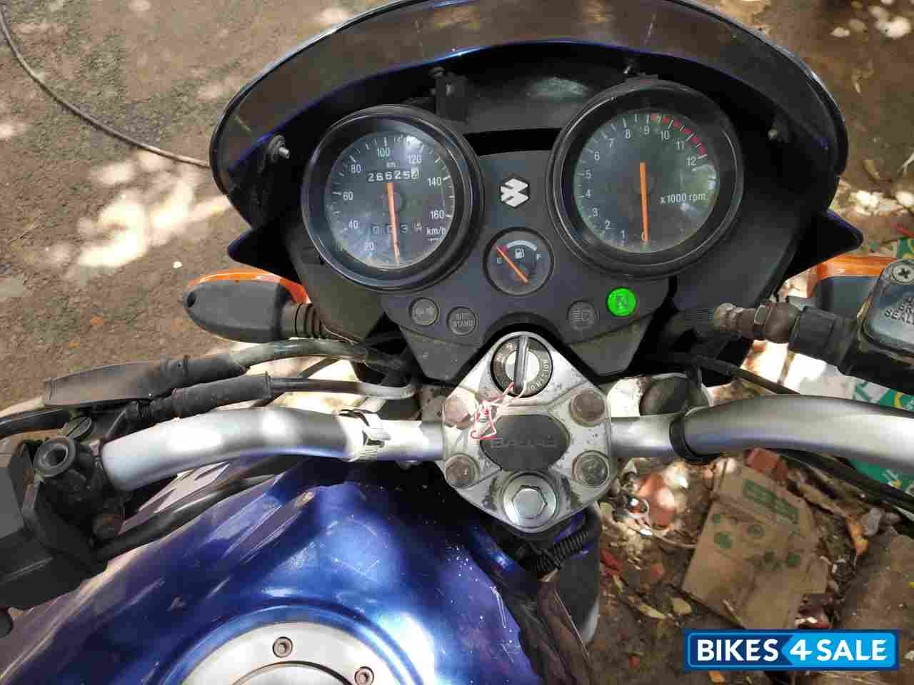 Blue Bajaj Pulsar 180 DTSi