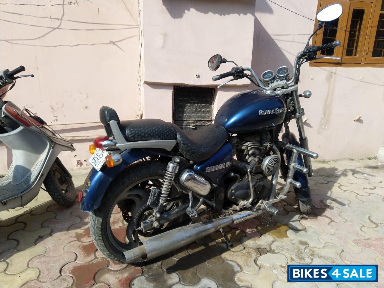 Blue Royal Enfield Thunderbird 350