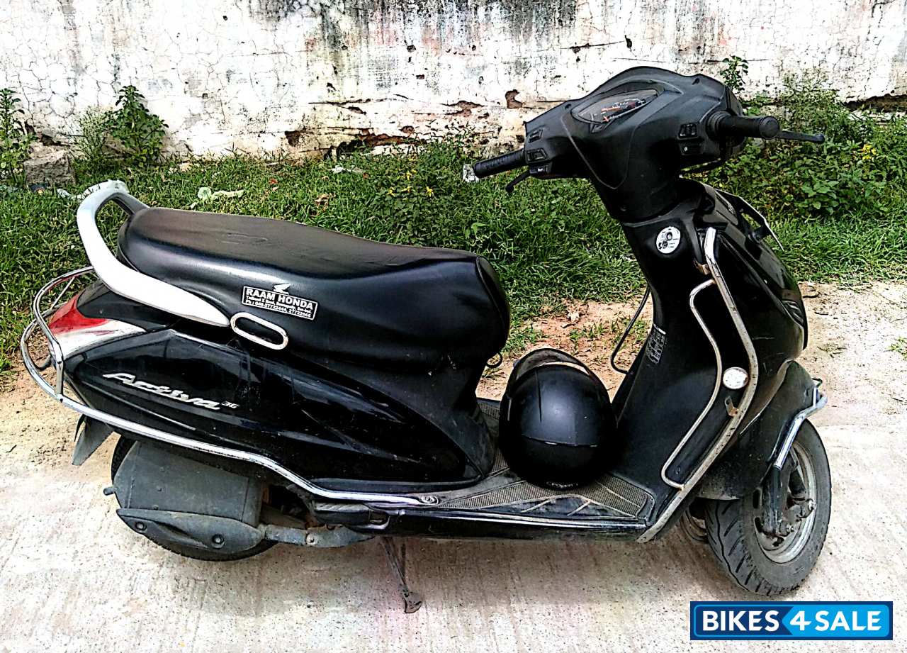 Black Honda Activa 3G