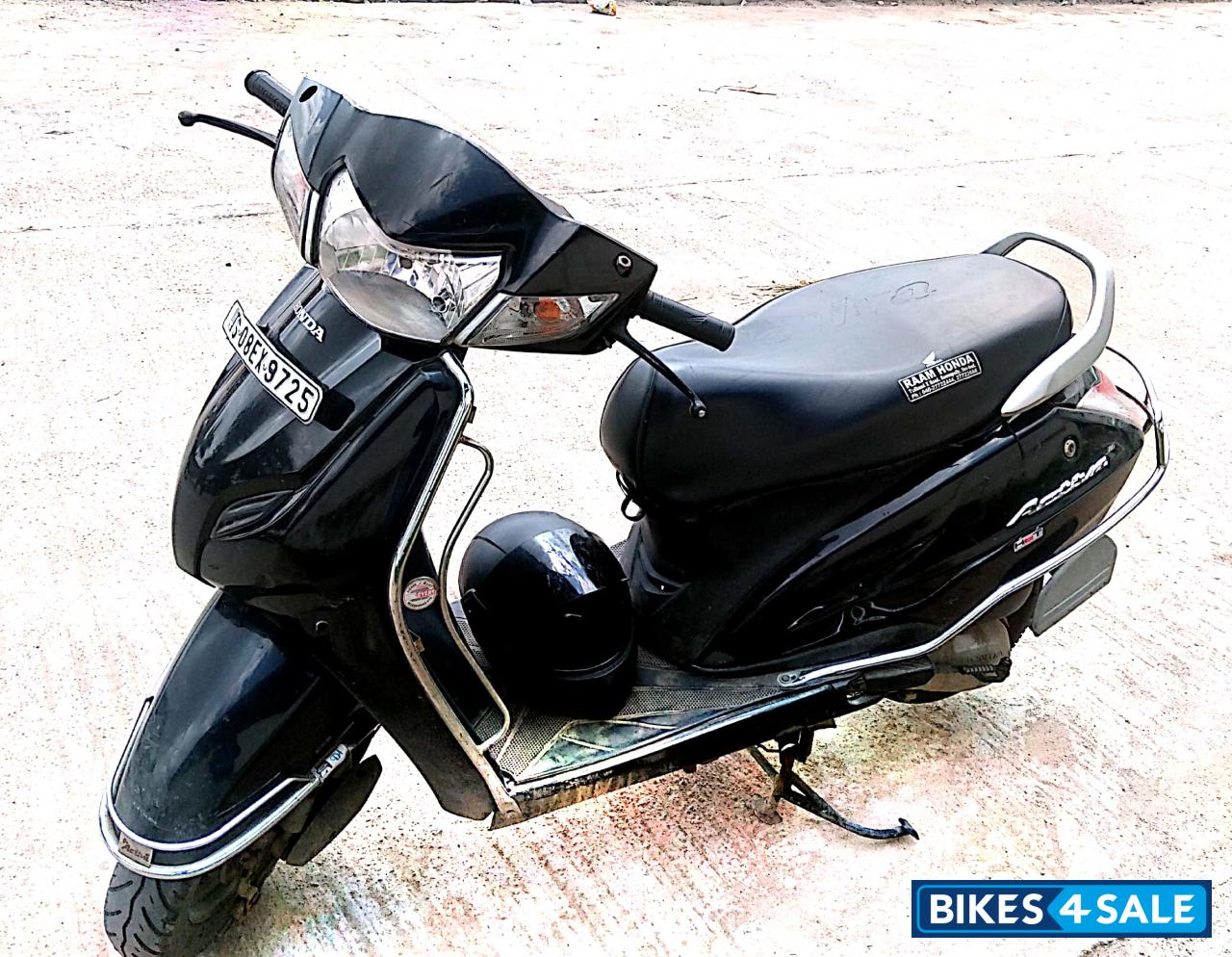 Black Honda Activa 3G