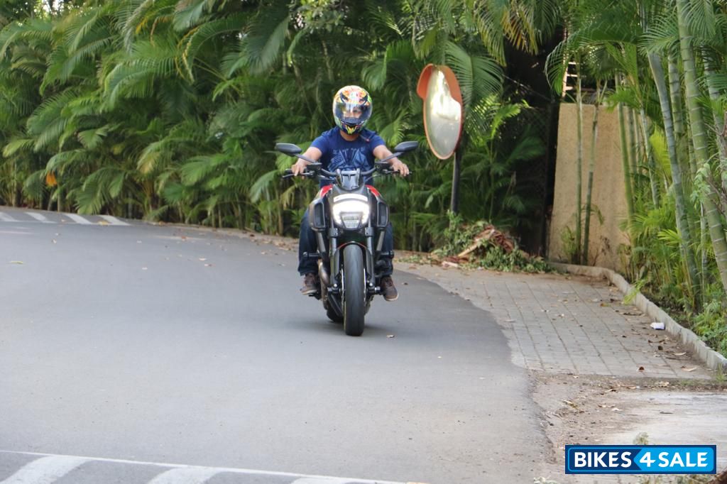 Ducati Diavel Carbon