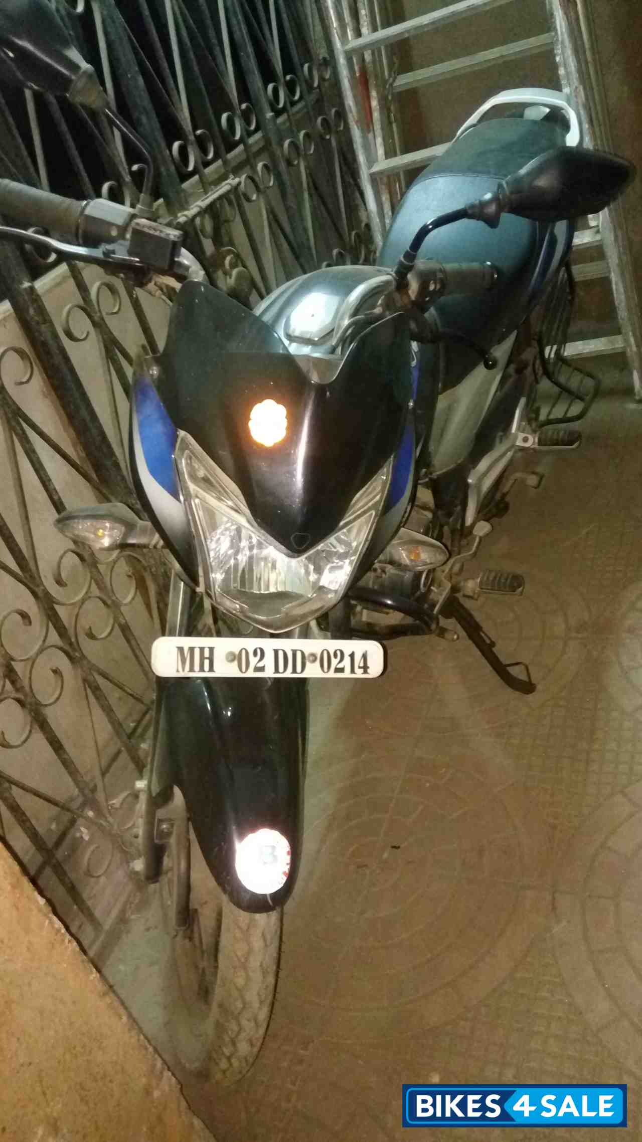 Bajaj Discover 125 ST