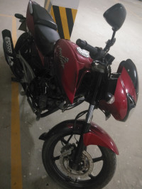 Red Bajaj Pulsar 180 DTSi
