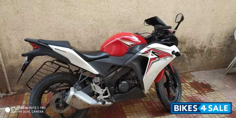 Red White Honda CBR 150R