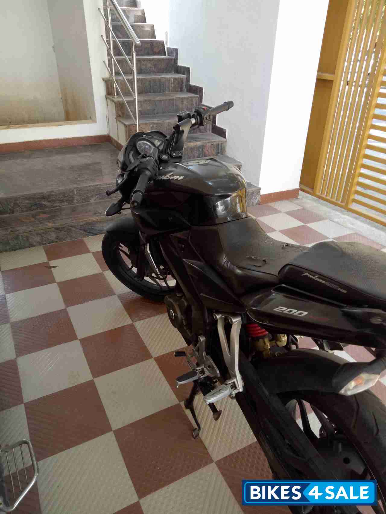 Bajaj Pulsar 200 NS