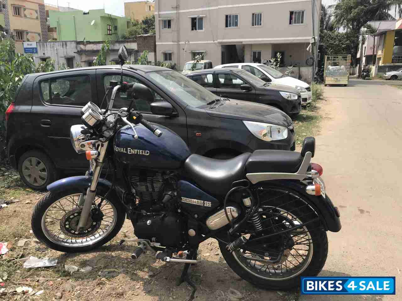 Marine Royal Enfield Thunderbird 350 Marine Royal Enfield Thunderbird 350