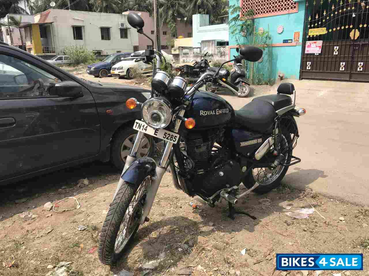 Marine Royal Enfield Thunderbird 350 Marine Royal Enfield Thunderbird 350