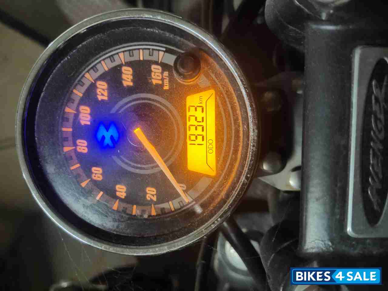 Matte Black Bajaj Avenger Street 220