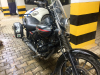 Bajaj Avenger Street 220