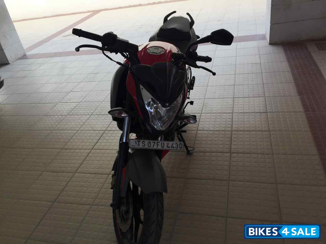 Bajaj Pulsar 200 NS