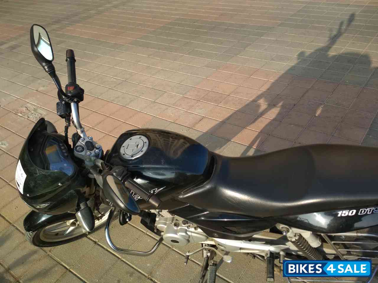 Black Bajaj Pulsar 150 DTSi