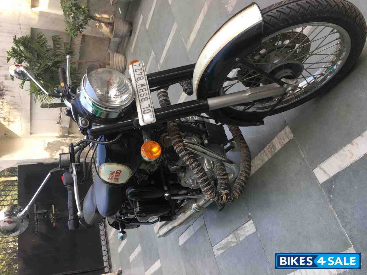 Black Royal Enfield Classic 500 Black Royal Enfield Classic 500