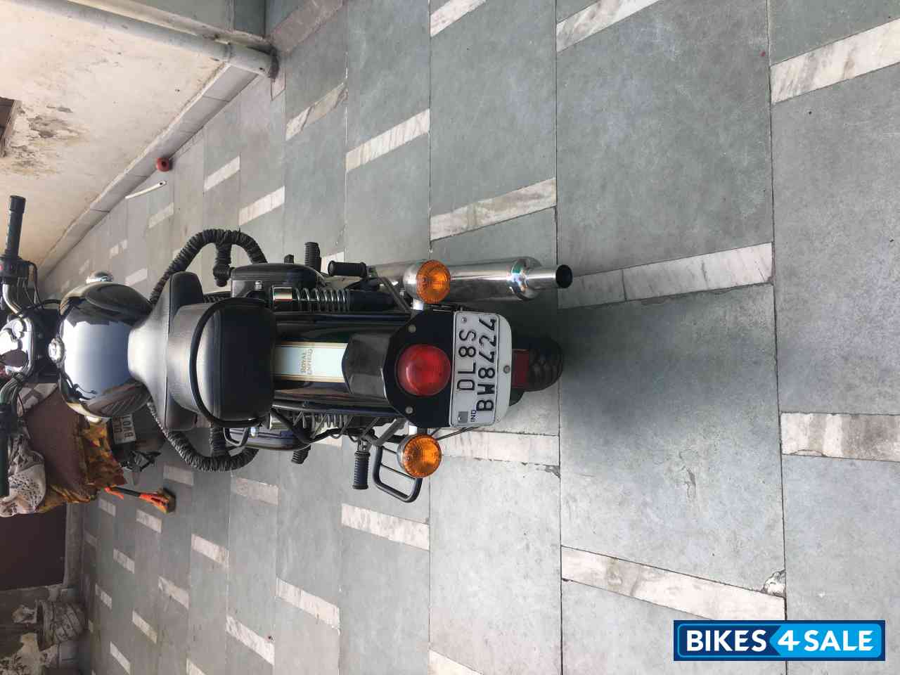 Black Royal Enfield Classic 500 Black Royal Enfield Classic 500