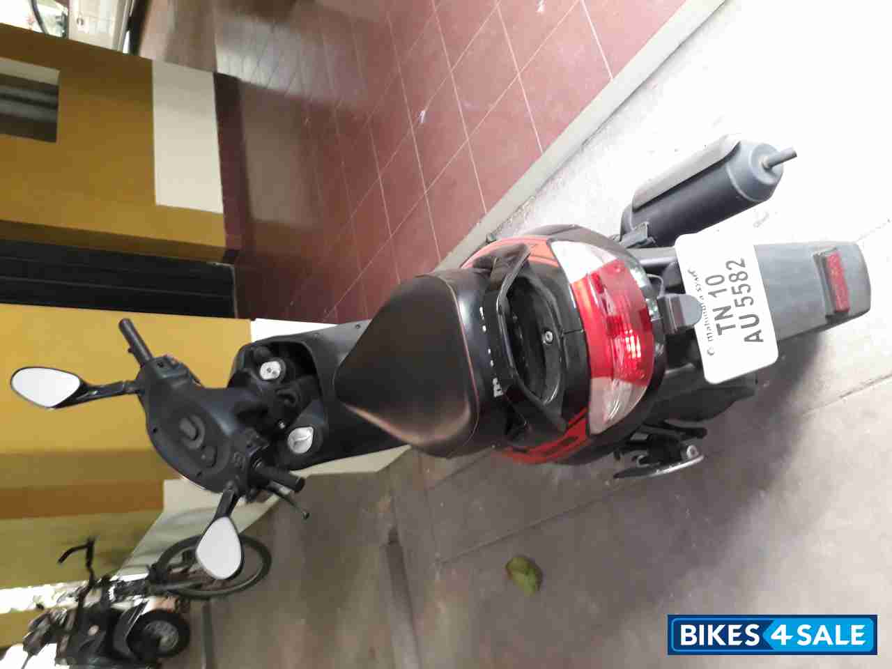 Mahindra Rodeo UZO 125