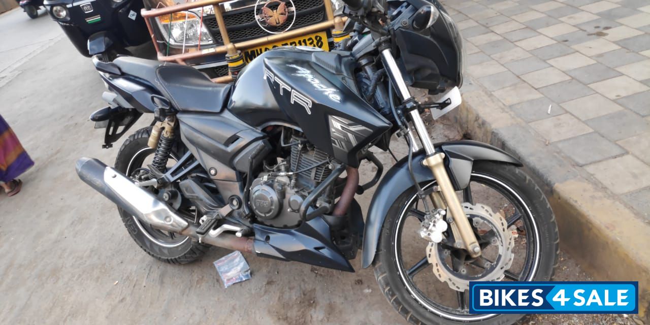 Matt Black TVS Apache RTR 180