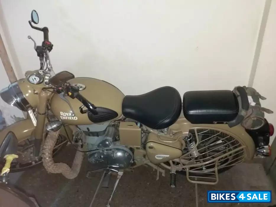 Royal Enfield Classic Desert Storm