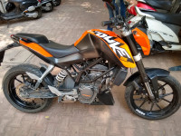 KTM Duke 200