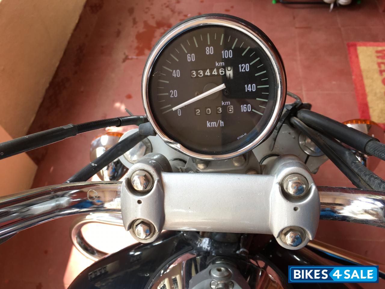 Bajaj Avenger 220 DTS-i