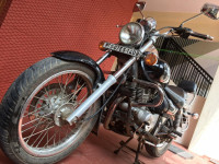 Bajaj Avenger 220 DTS-i