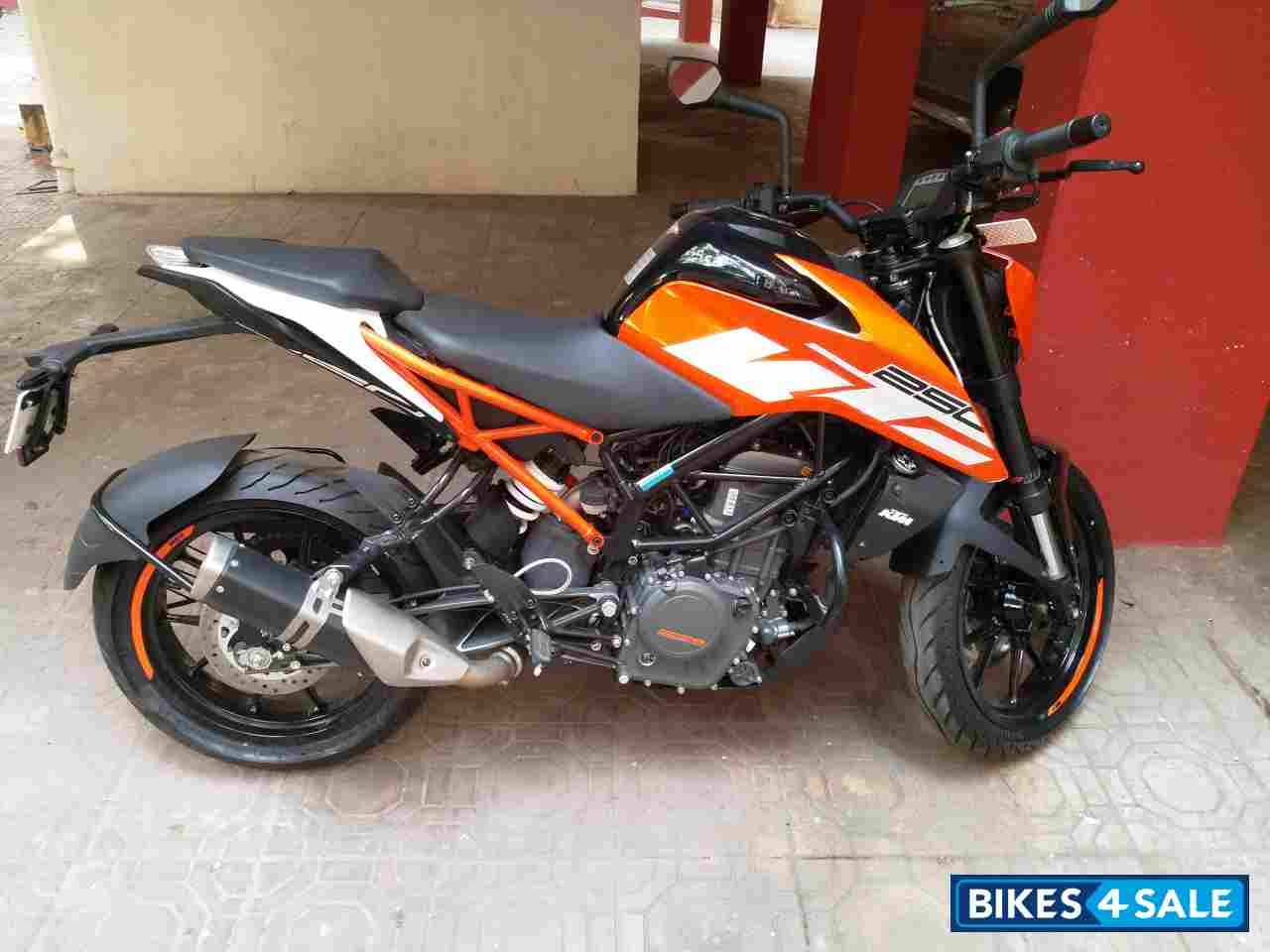 Orange Black KTM Duke 250