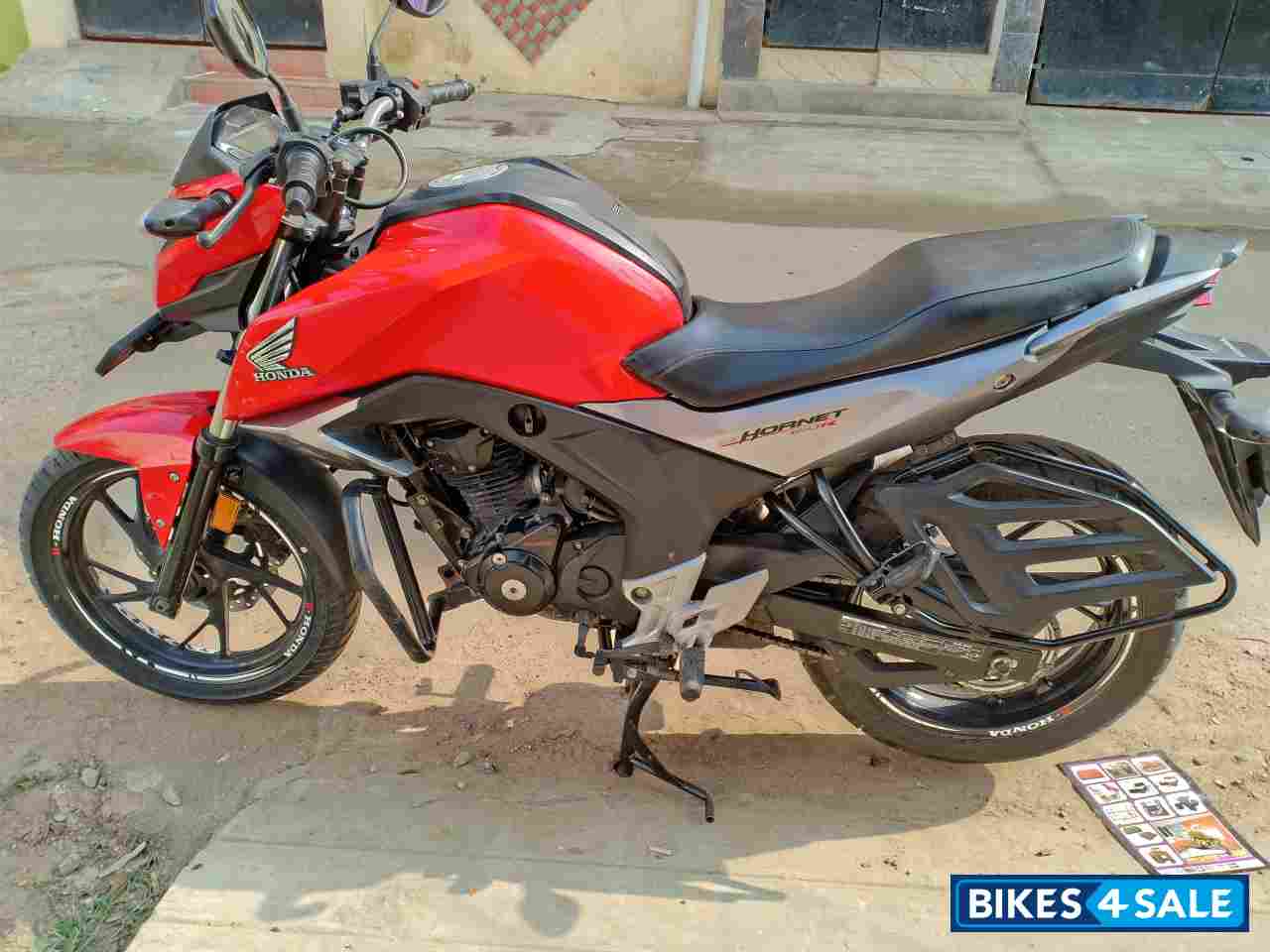 Honda CB Hornet 160R