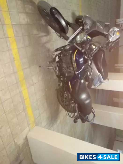 Bajaj Avenger Street 150