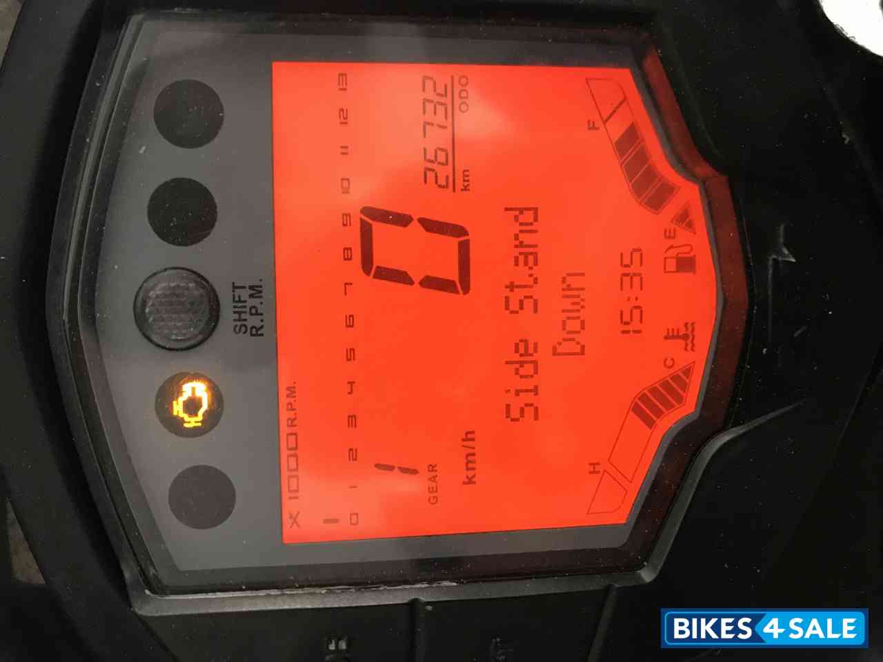 Black KTM Duke 390 Black KTM Duke 390