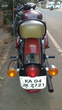 Red Royal Enfield Classic 350