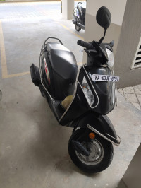 Black Honda Activa i
