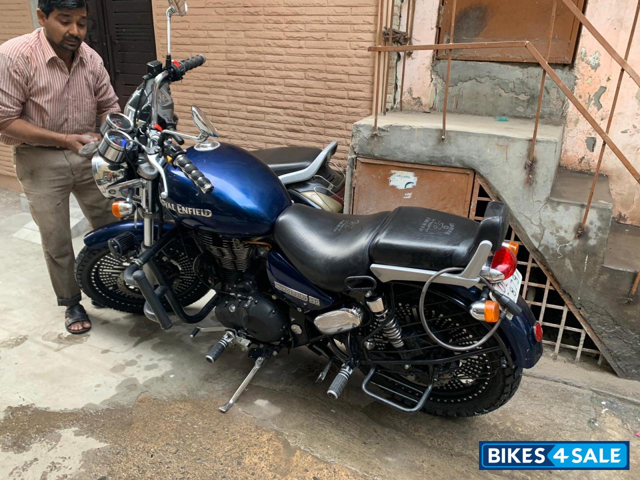 Marine Blue Royal Enfield Thunderbird TwinSpark 350