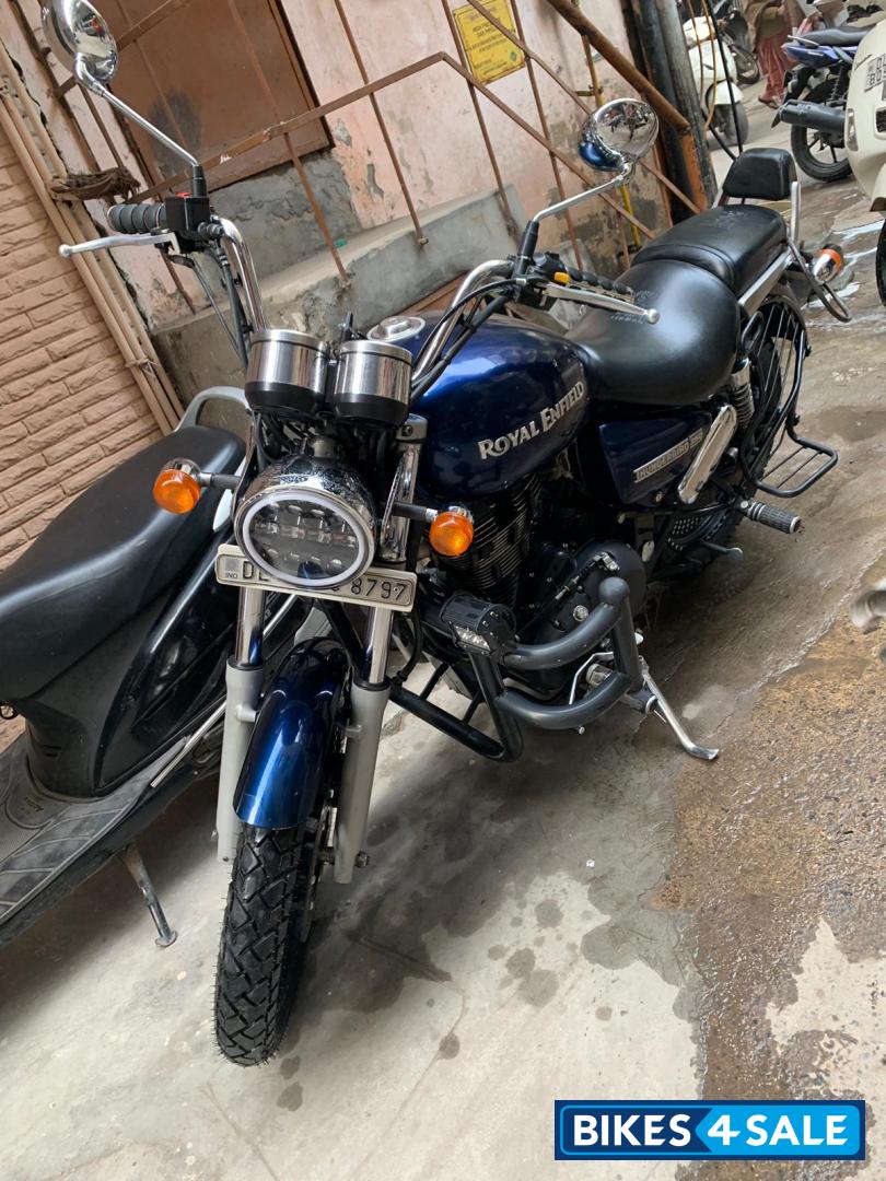 Marine Blue Royal Enfield Thunderbird TwinSpark 350 Marine Blue Royal Enfield Thunderbird TwinSpark 350