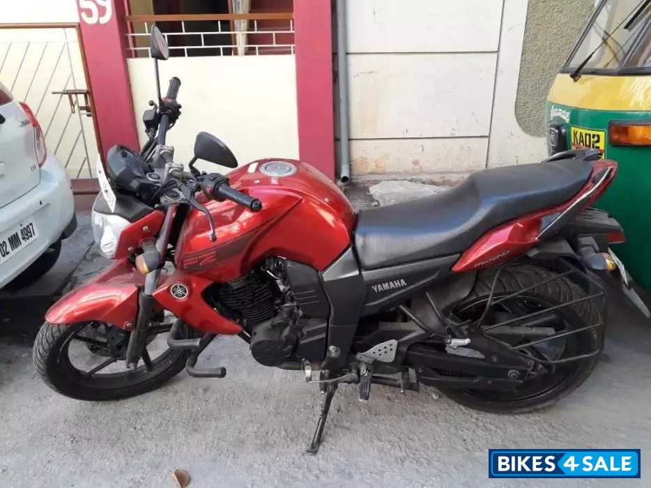 Yamaha FZ